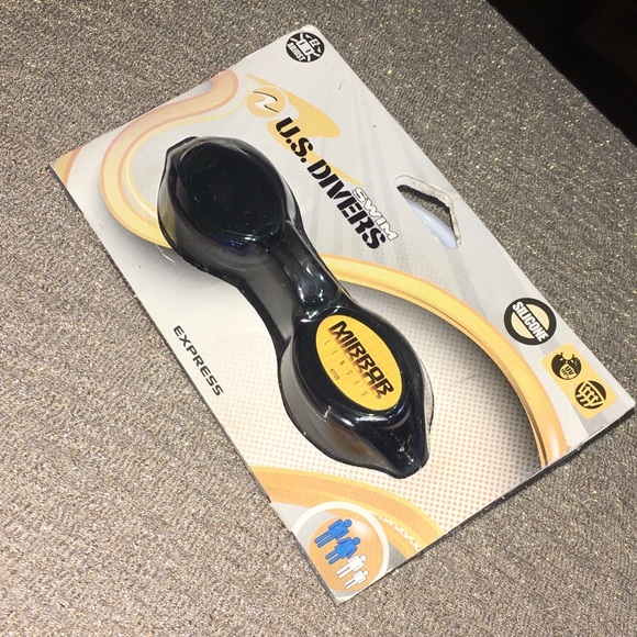 US DIVERS EXPRESS AQUA LUNG
SWIM GEAR GOGGLES - Picture 2 of 4